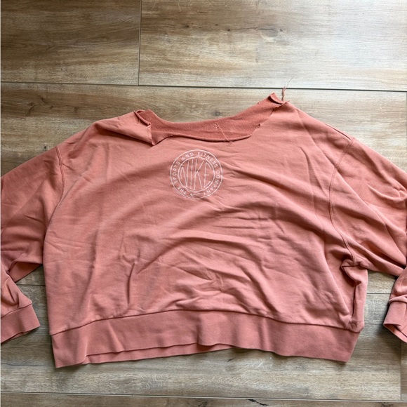Nike Coral Crewneck Sweatshirt with White Logo - Picture 2 of 5